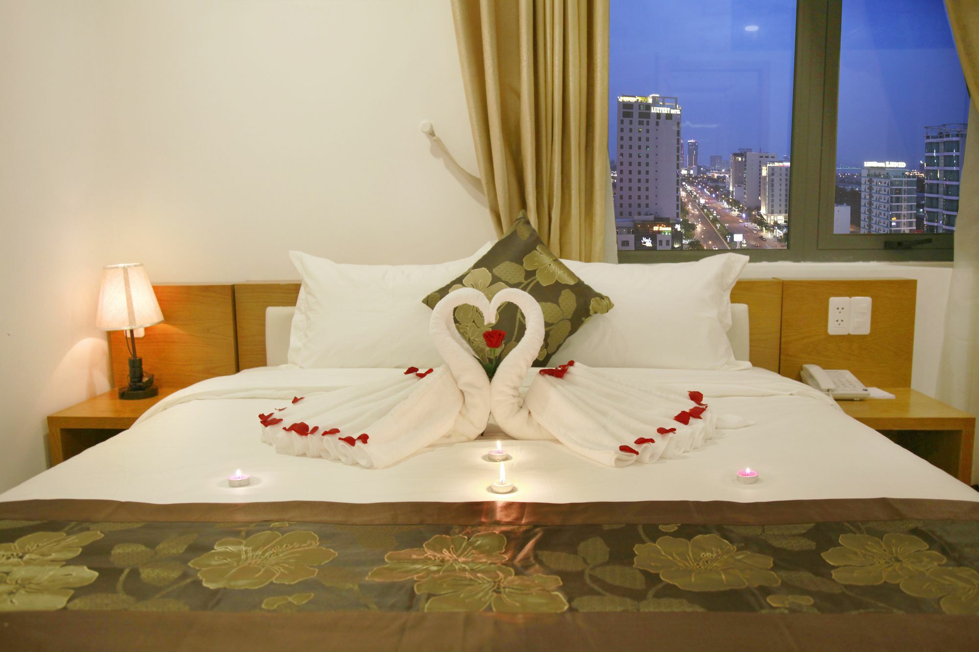 Merry Land Hotel דה נאנג מראה חיצוני תמונה